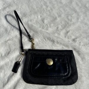 Vintage Coach Wristlet Bag Black‎ Signature Leather Front Pocket Clutch Purse